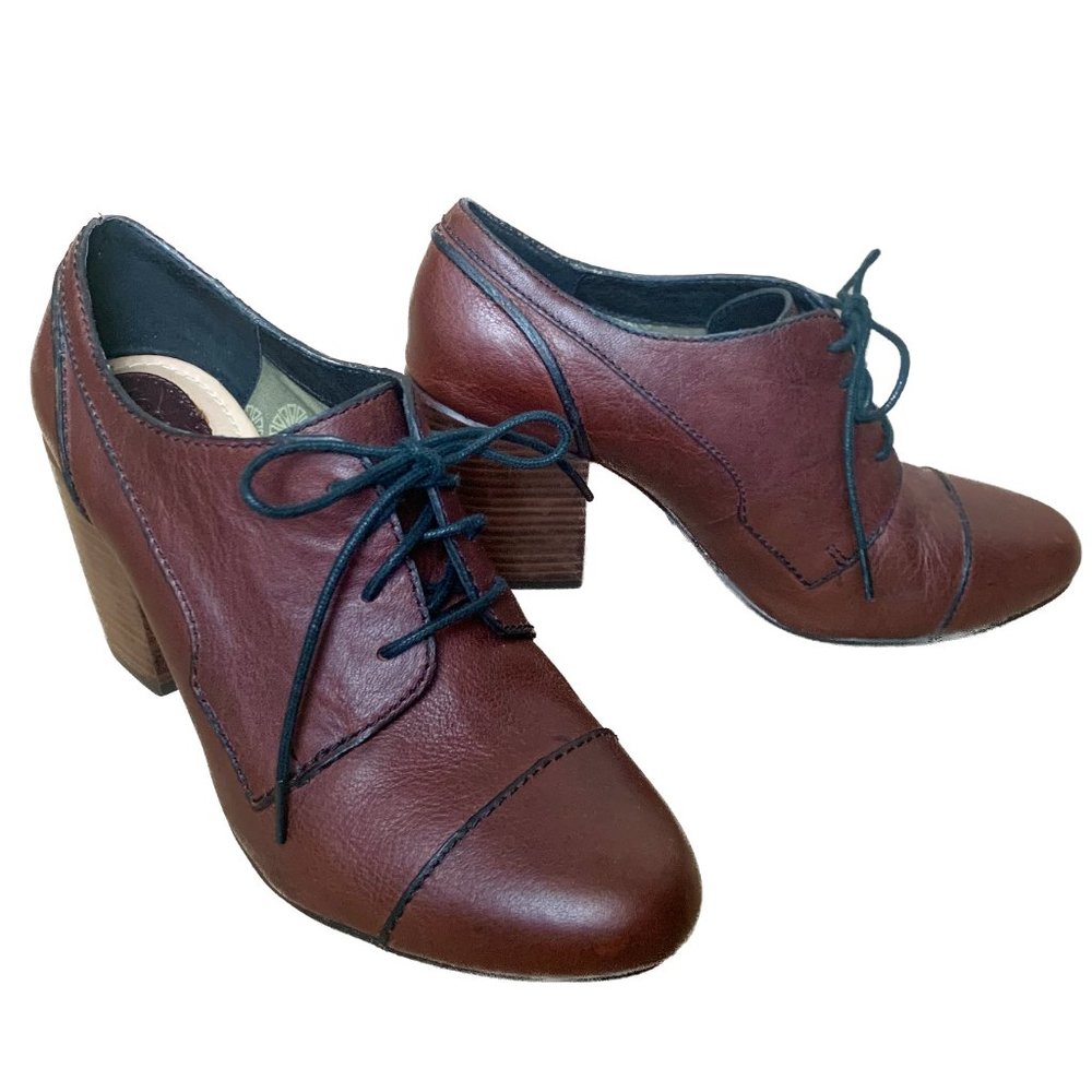 Vintage Fossil Leather Oxford Lace-Up Brown Booties (Savana), Size 9